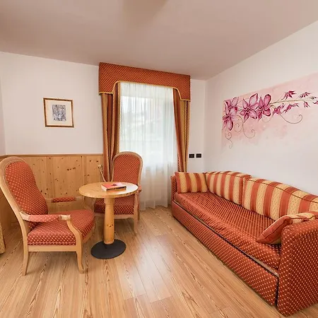 Lady Maria Wellness & Hotel Fondo
