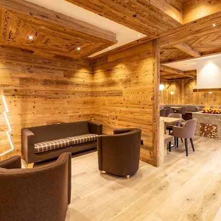 Hotel Lady Maria Wellness & Fondo